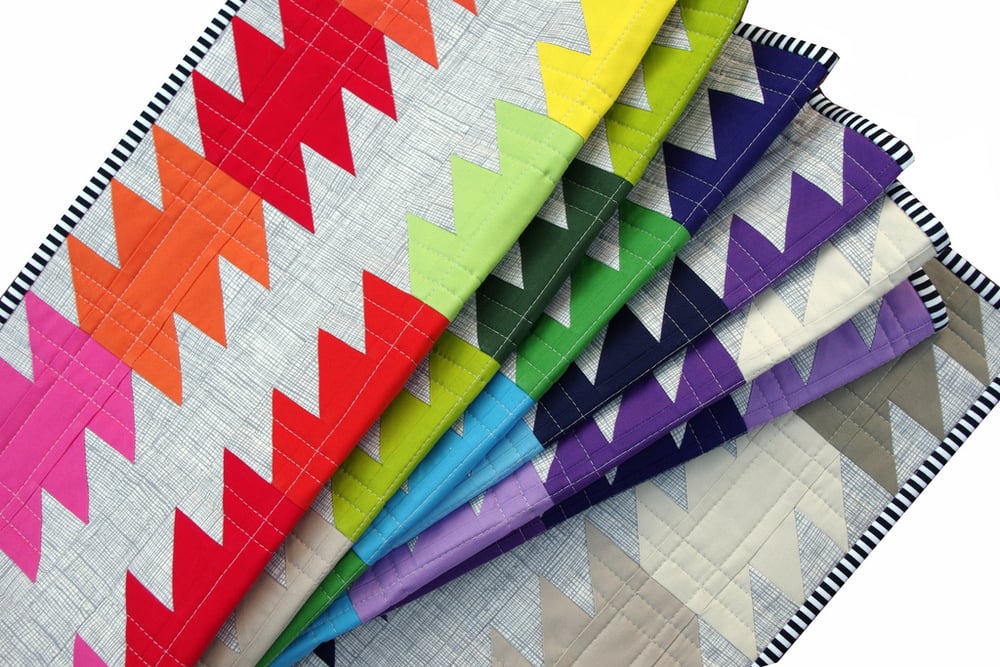 The Rainbow Ripple Quilt Pattern (pdf file) / Red Pepper Quilts