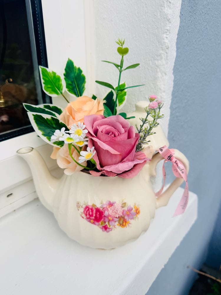 Image of Porcelain Tea Pots 