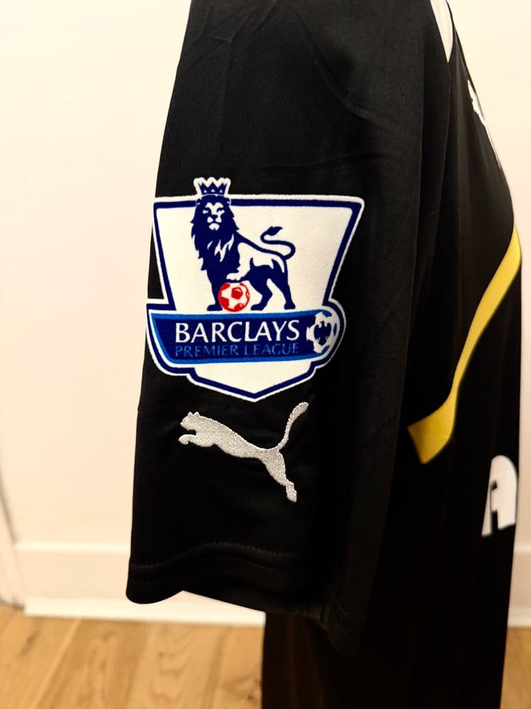 Image of Tottenham Hotspur “MODRIĆ 14” 2011/12 Third Shirt + PL patches 