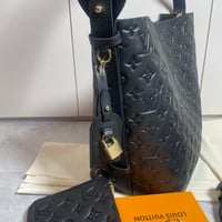 Image 6 of BLACK BAECAY SET (EARRINGS INCLUDED)