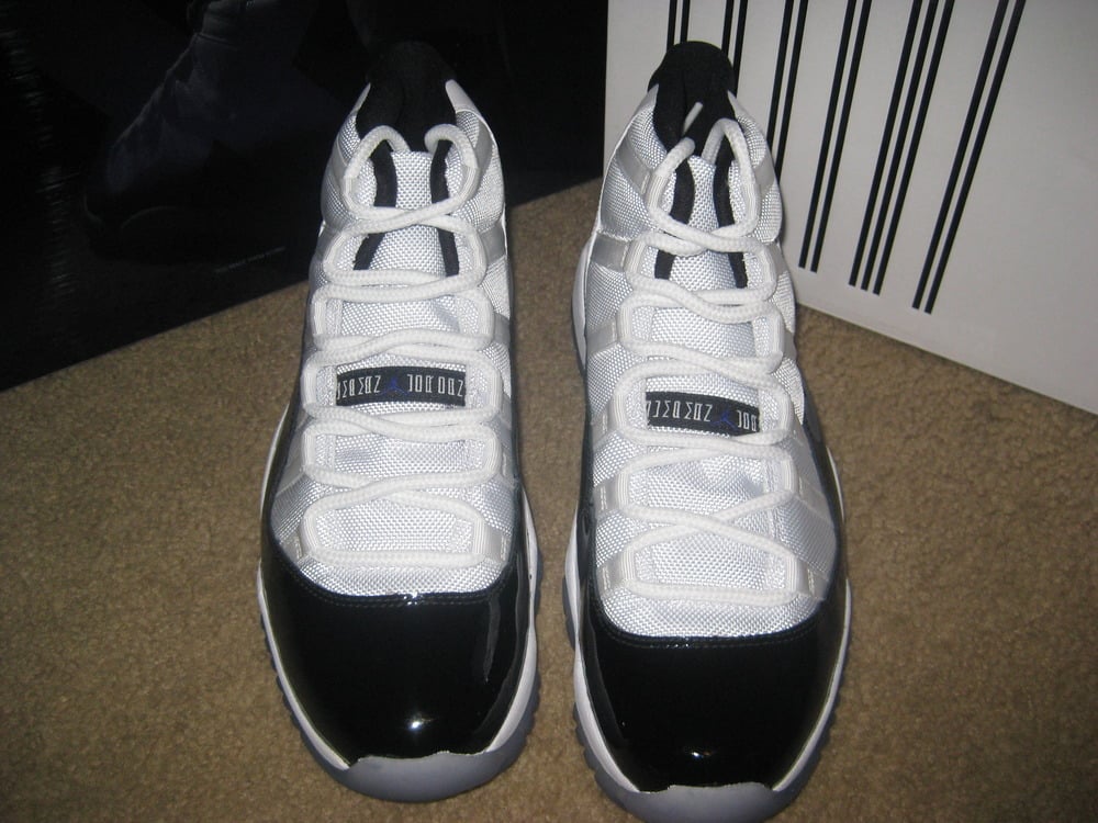 Image of Jordan Retro 11 Concords sz 10.5 