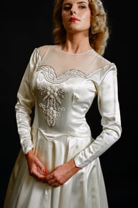 Image 4 of 1940s Art Deco Set