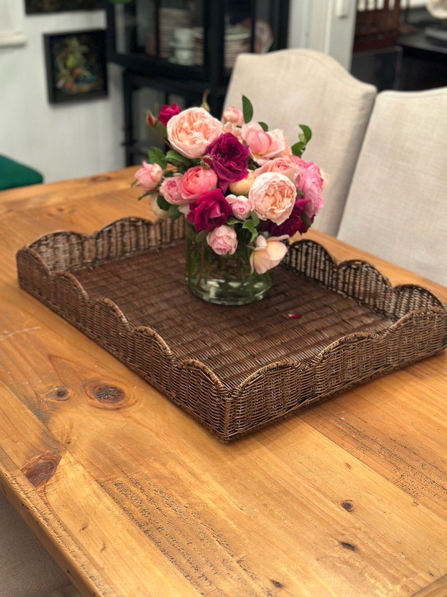Image of Scalloped Tray Antique Brown