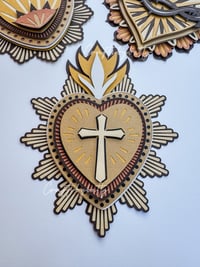 Image 4 of Sacred Heart Cross Bundle SVG / Archivo Digital 