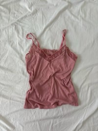 Image 5 of Pink top // M 