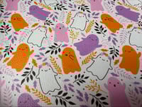 Image 3 of Cute Ghosts Large Hexagon Dice Tray
