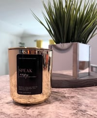 Image 3 of Speak Easy Wood Wick Candle 14 oz / 398 g 