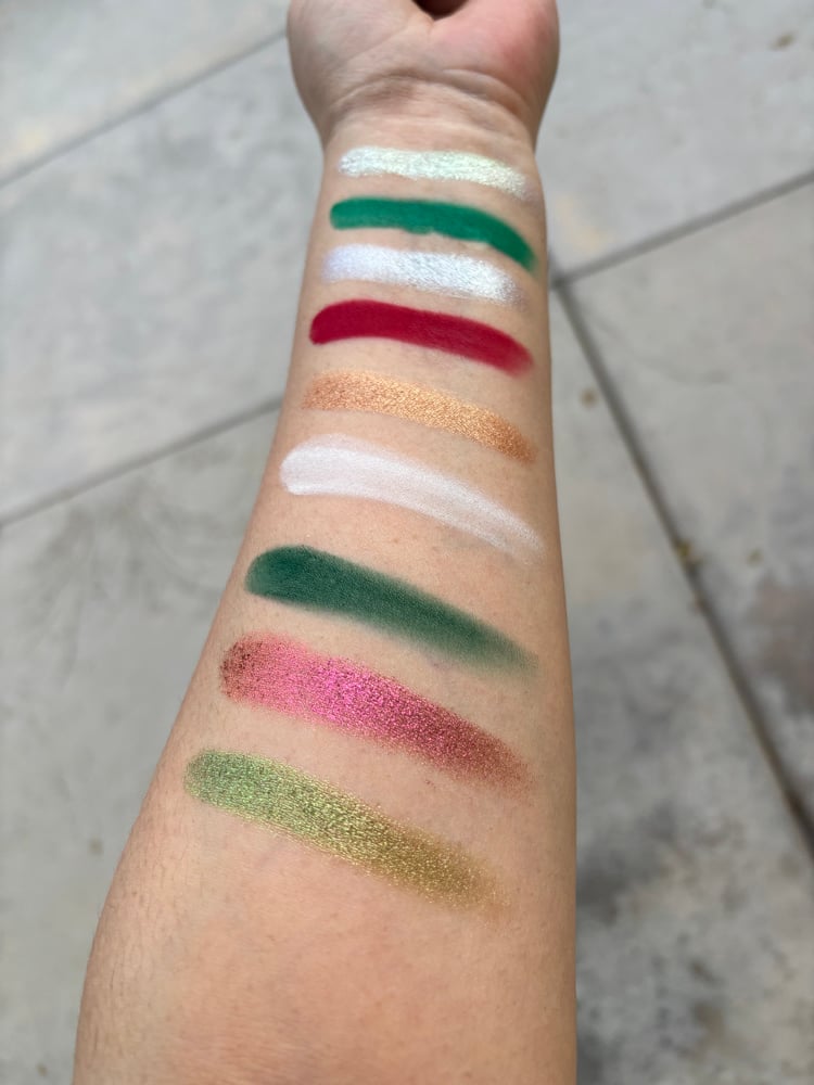 Image of Stay Pretty Christmas Palette🎄✨💖