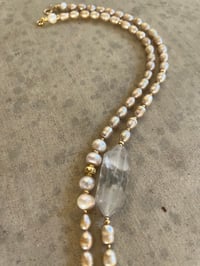Image 2 of HORIZONS - nude pearls + clear dt quartz