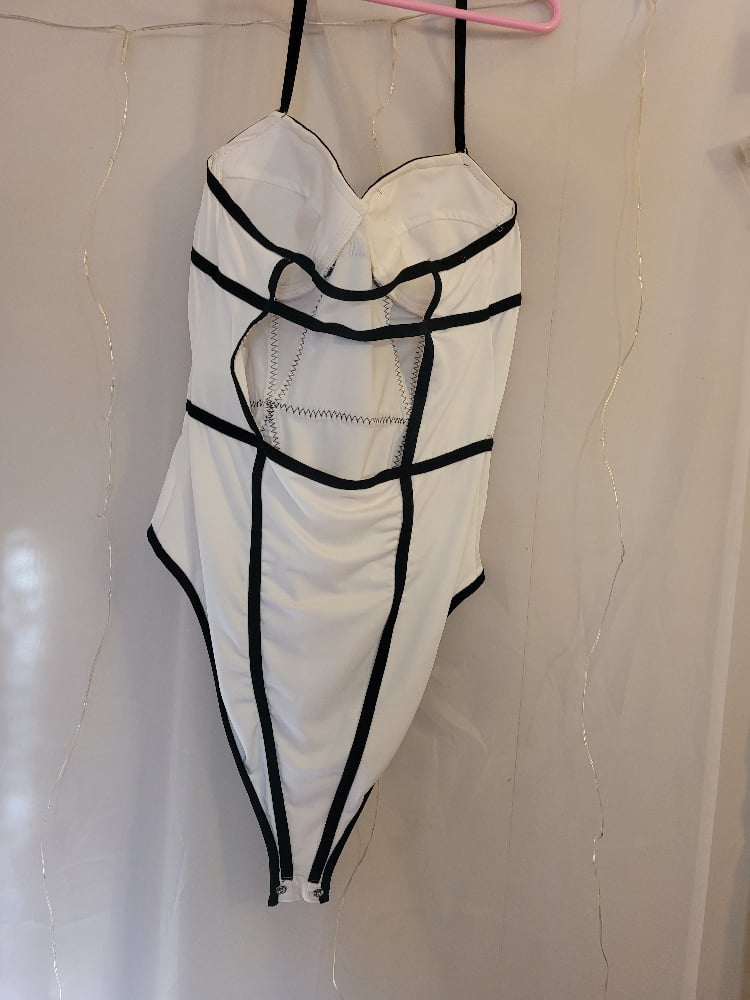 Image of Medium bodysuit