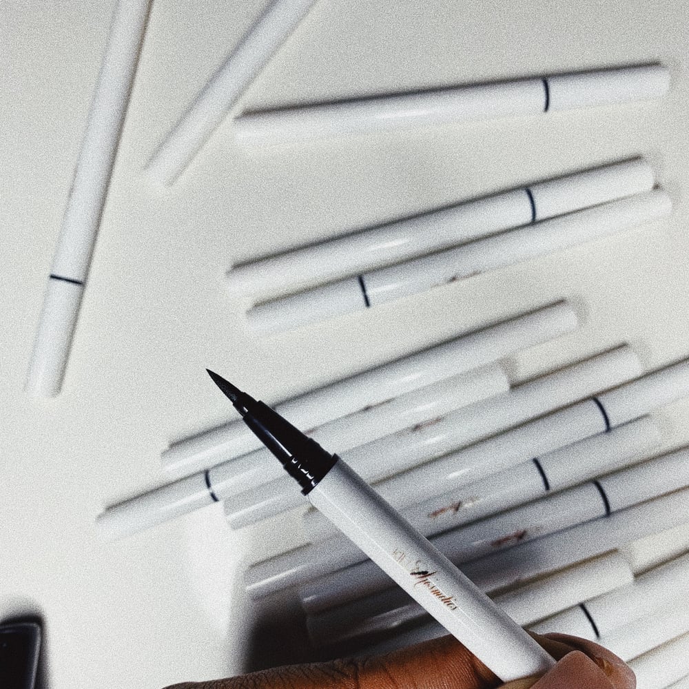 Image of LA$H PEN
