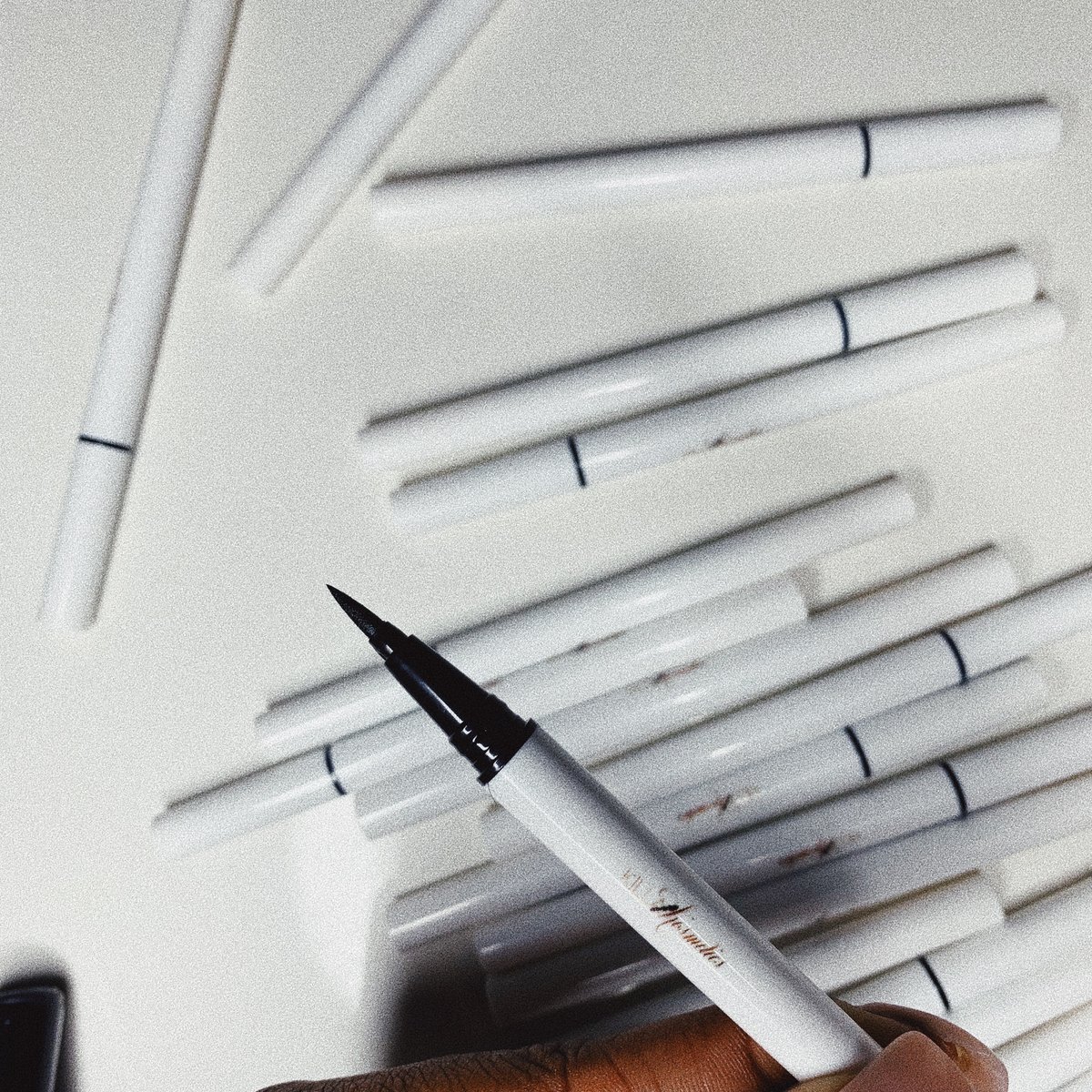 Image of LA$H PEN