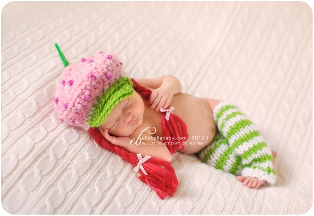 Image of Strawberry shortcake hat and legwarmer newborn set Garys Angel original design