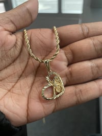 Betty necklace v3