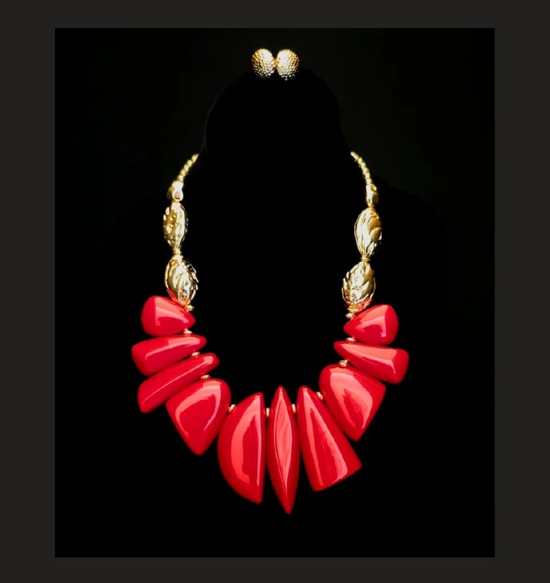 Image of Burnt Orange Beauty Necklace Set