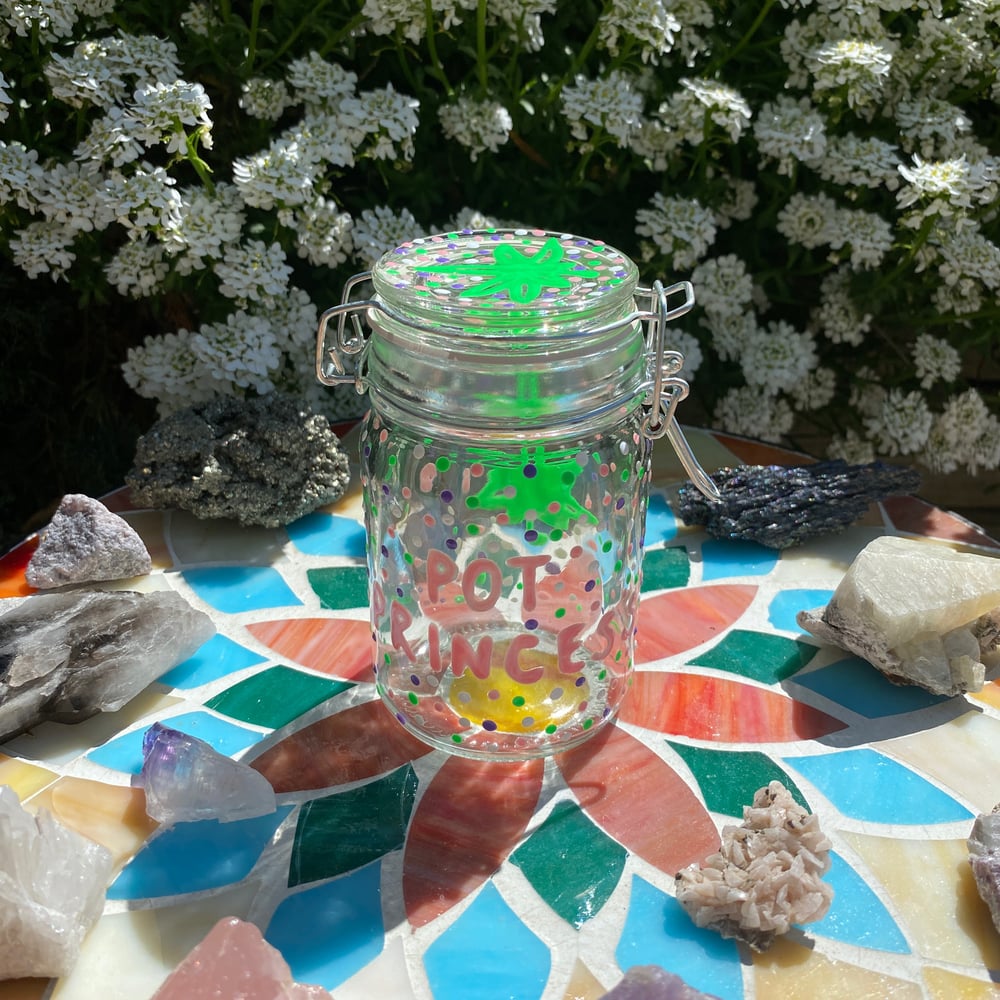 Image of pot princess stash jar