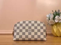 Image 3 of Lou cosmetic pouches (click to browse )