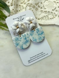 Image 2 of Spring florals