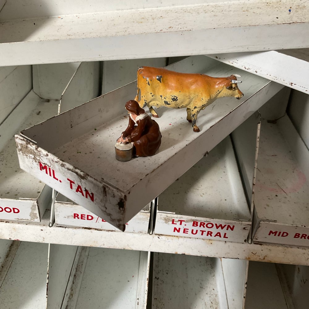 Image of Cow & Milkmaid