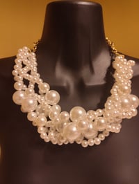 Image 1 of KIMBRA PEARL SET