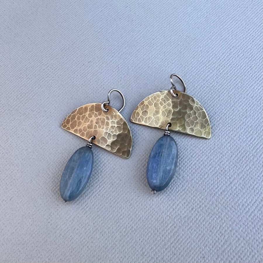 Image of Kyanite Drops