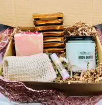 Luxurious Self-Care Gift Bundle 