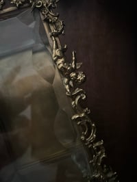 Image 5 of Grand coffre à bijoux reliquaire en cristal biseauté et bronze doré, fin XIXème s.