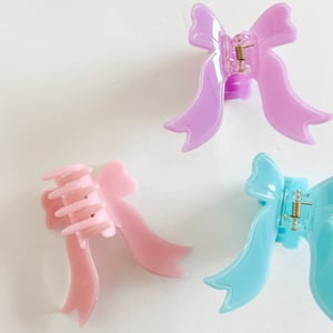 Image of Tassel Bow Claw Clip