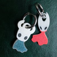 Image 1 of Pendientes Hollow Knight 