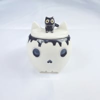 Image 3 of Glow In Dark Kitten Skull Mini Jewelry Box white gold version