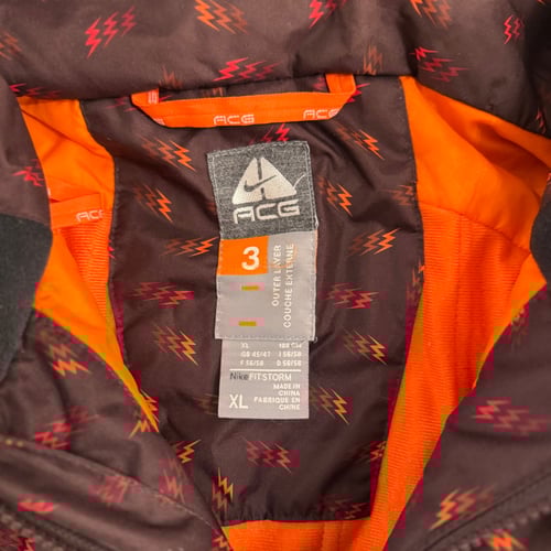 Image of Nike ACG Storm Fit Lightning Jacket, size XL