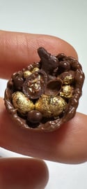 Chocolate eggs with candies 1:12 scale