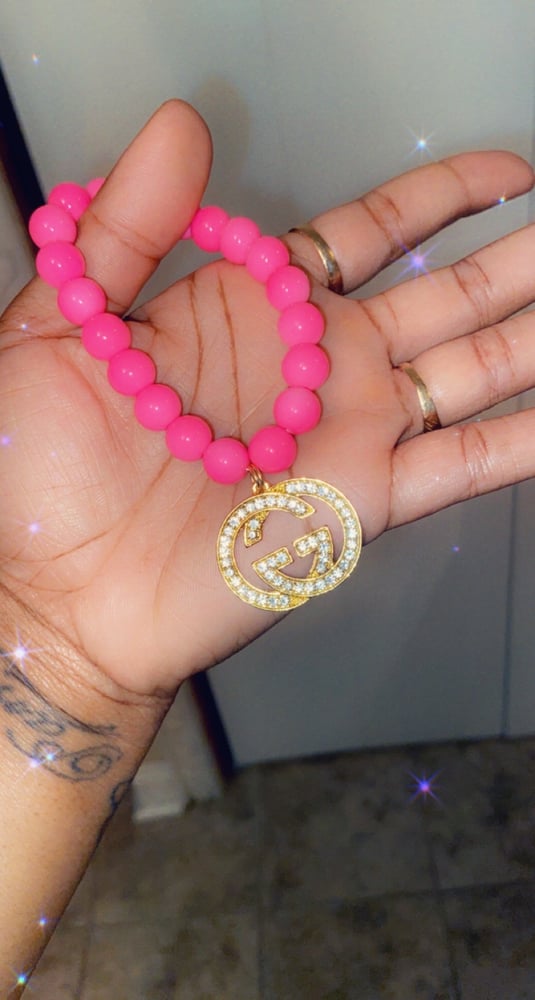 Image of Pink gucci inspired beaded bracelet 