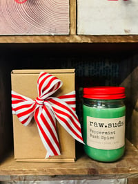 Image 2 of CHRISTMAS PEPPERMINT GUM + BUSH SPICE Soy Candle 