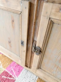 Image 7 of Meuble de métier 