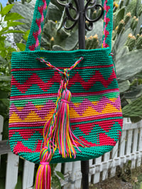 Image 2 of Porque llorar bag 