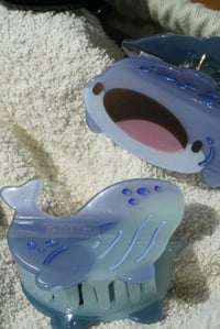 Image 4 of Whale Clawclips