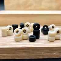 Image 1 of Dual Bearing Formula Two 70D - Solid