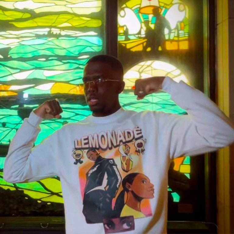 Image of White “Lemonadé” Jomenga Crewneck