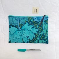 Image 4 of William Morris Pouch No.11
