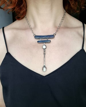 Kyanite and pearl necklace 