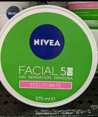 Image 4 of Nivea Crema 5 en 1 Efecto Matte- Matte Effect