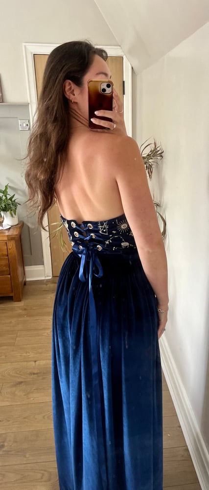 The strapless Midnight corset