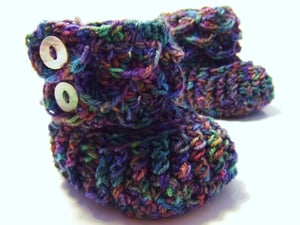 Image of Crocodile Stitch Baby Booties