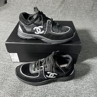Image 1 of WOMENS BLACK CITY RUNNERS