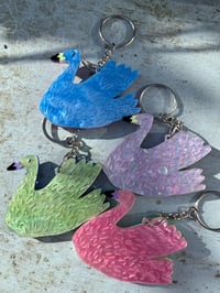 Image 2 of Swanny keyring 