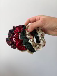 Image 1 of 4-pack mini scrunchies