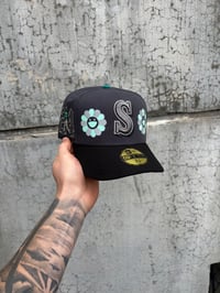 Image 1 of MULTI TONE GREY TURQUOISE SEATTLE MARINERS CUSTOM FITTED CAP