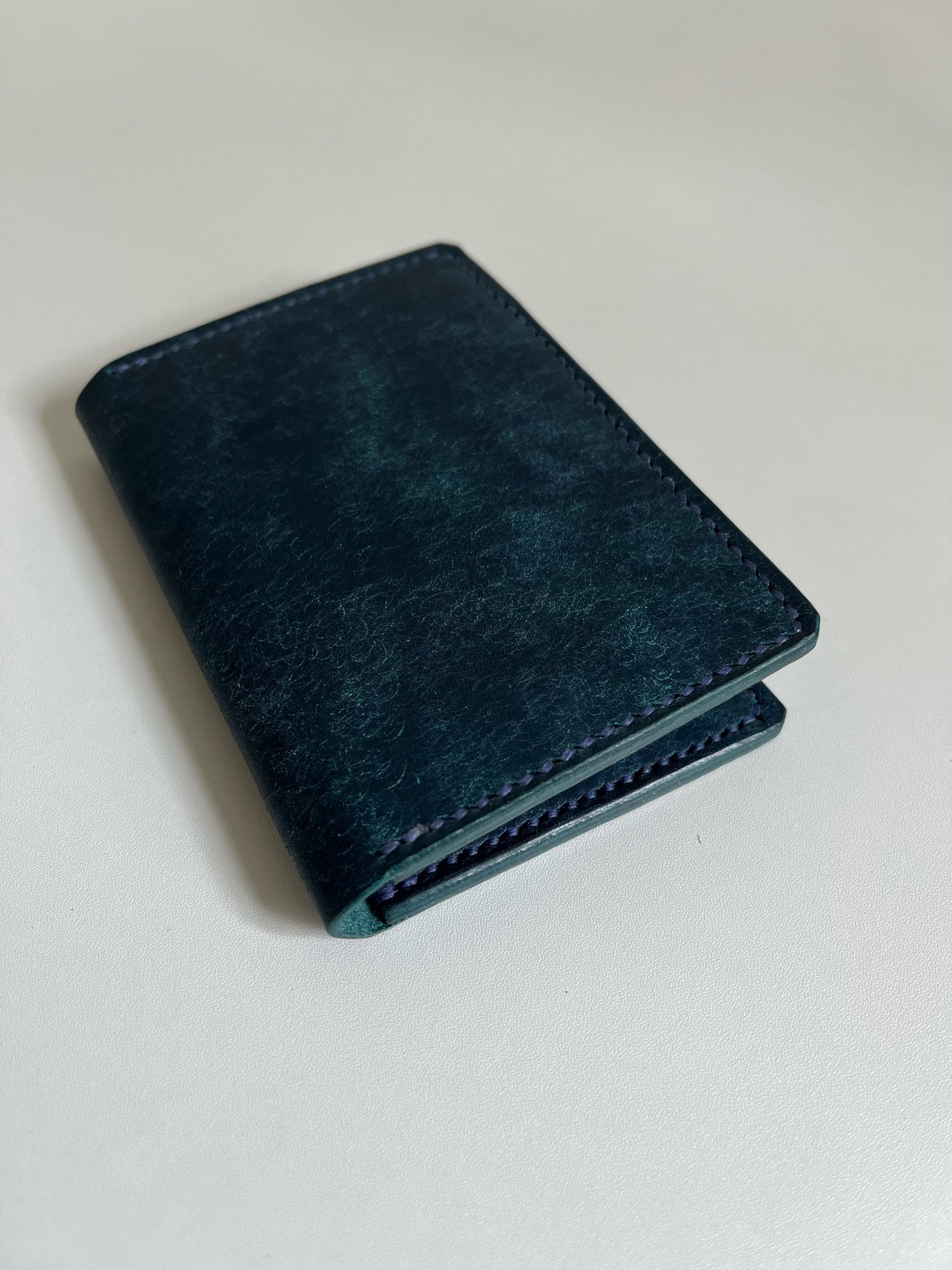 Image of Navy Pueblo Vertical Cardholder (Blue Violet)