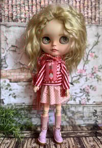 Image 1 of Blythe Spring set 29